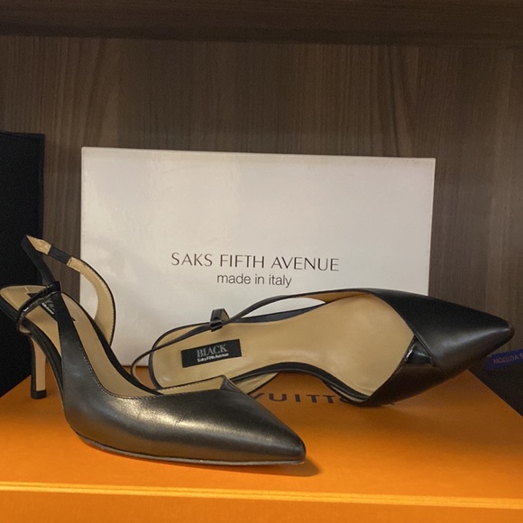 Black Maura Patent/ Napa leather Saks Fifth Ave Brand New low Heels - Picture 6 of 7